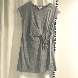 Grey straight dress with adjustable  bow around waist